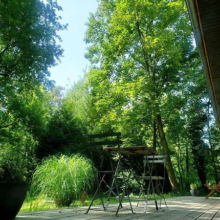 La Petite Foret Mons-Boubert 外观 照片